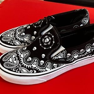 Vans- size 4.5 NWOT